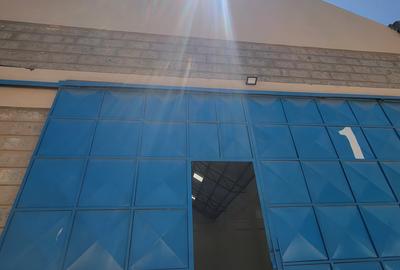 8,000 ft² Warehouse with Parking in Eastern ByPass