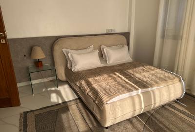 Serviced 1 Bed Apartment with En Suite at Baobab Road