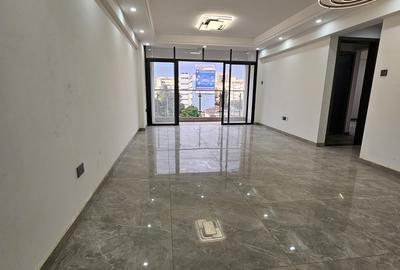 2 Bed Apartment with En Suite in Westlands Area