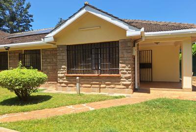 3 Bed House with Garden in Rosslyn