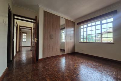 4 Bed Townhouse with En Suite in Kiambu Road