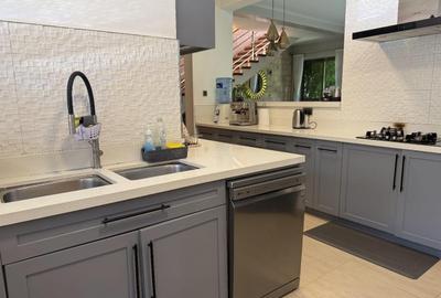 4 Bed Villa with En Suite in Kilimani