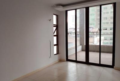 3 Bed Apartment with En Suite at Parklands - 2