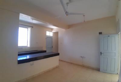 1 Bed Apartment with Borehole in Mtwapa - 3