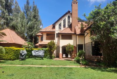 5 Bed House with En Suite in Runda