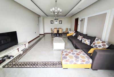 Furnished 3 Bed Apartment with En Suite at Hurlingham - 2