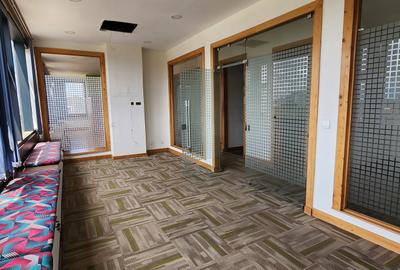 2,260 ft² Office with Service Charge Included in Westlands Area
