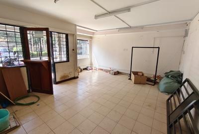 3 Bed House with Backup Generator in Kilimani