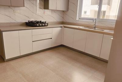 3 Bed Apartment with En Suite at Parklands