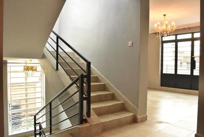 4 Bed House with En Suite at Kenyatta Road - 4