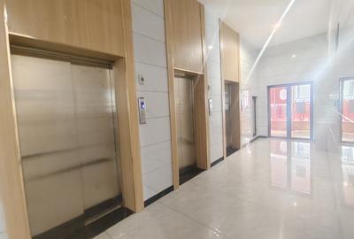 1 Bed Apartment with Swimming Pool in Kileleshwa