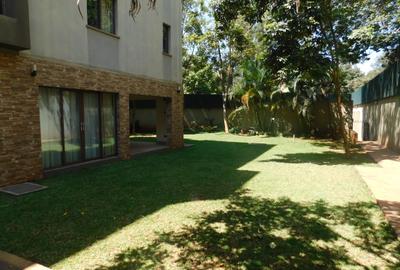 4 Bed Townhouse with En Suite in Lavington