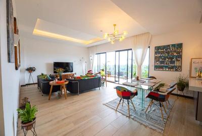 Serviced 2 Bed Apartment with En Suite in Rosslyn