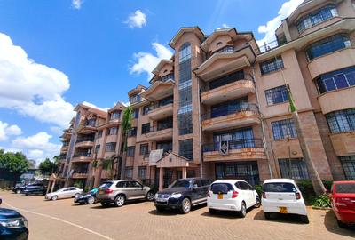 3 Bed Apartment with En Suite in Kilimani