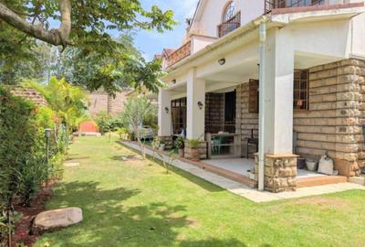 4 Bed Villa with Staff Quarters in Rosslyn - 2