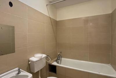 Commercial Property with Parking in Kilimani