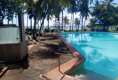 Serviced 1 Bed Apartment with En Suite at Nyali