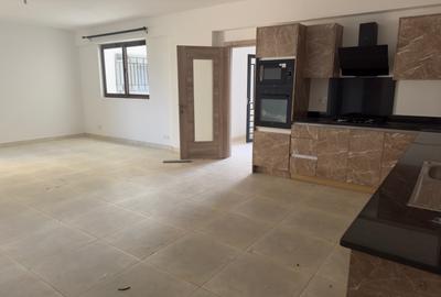 2 Bed Apartment with En Suite in Rhapta Road