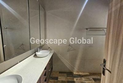 4 Bed House with En Suite in Spring Valley - 3