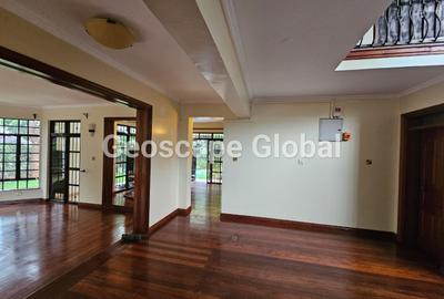 4 Bed House with En Suite in Runda