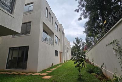 6 Bed House with Staff Quarters in Lavington - 2