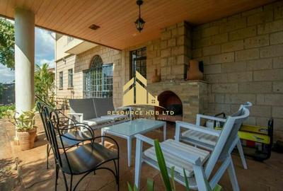 5 Bed Apartment with En Suite at Dennis Pritt - 4