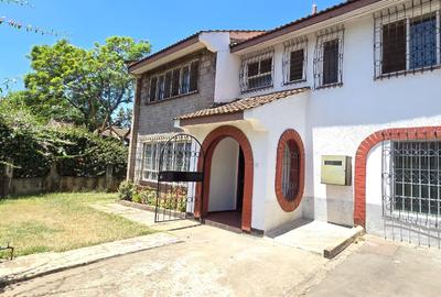 4 Bed Townhouse with Staff Quarters at Ole Dume