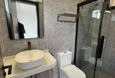 4 Bed Apartment with En Suite at Valley Arcade