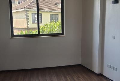 Serviced 3 Bed Apartment with En Suite in Kileleshwa