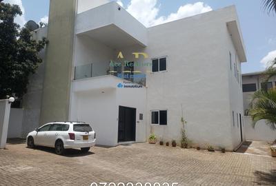 4 Bed Townhouse with En Suite at Spring Valley