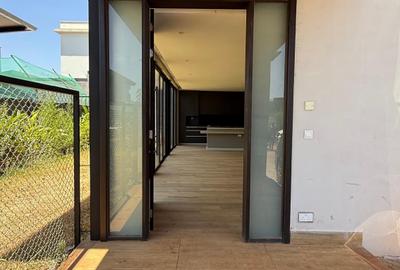 4 Bed Townhouse with En Suite in Runda - 2