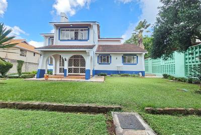 4 Bed House with En Suite in Runda