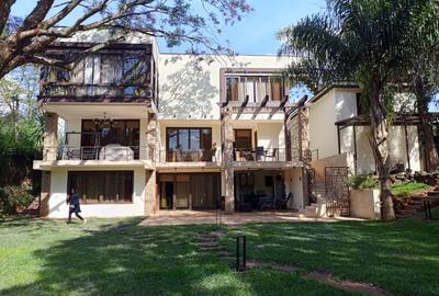 5 Bed House with En Suite in Muthaiga