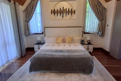 4 Bed House with En Suite in Runda