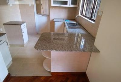 2 Bed Apartment with En Suite at Kilimani Estate Nairobi