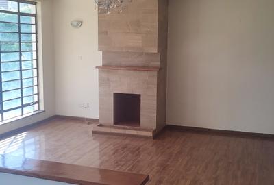 4 Bed House with En Suite in Kiambu Road