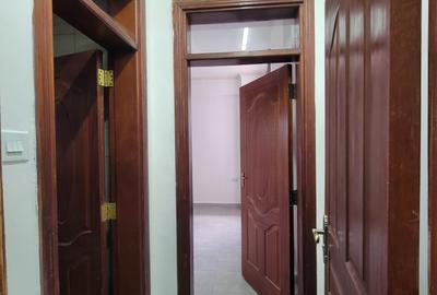 Serviced 4 Bed Apartment with En Suite at 2Nd Avenue - 4