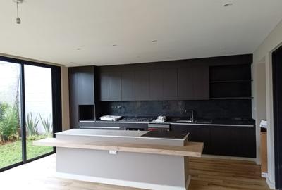 3 Bed Townhouse with En Suite at Ineza