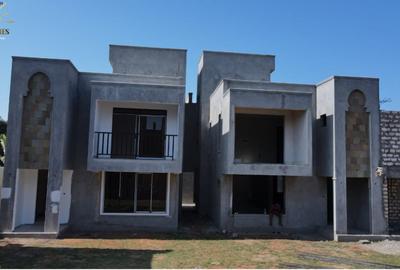 4 Bed House with En Suite at Mariakani