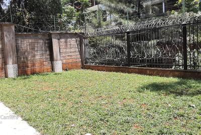 4 Bed Townhouse with En Suite in Westlands Area