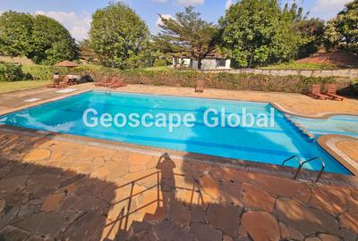 5 Bed House with En Suite in Nyari - 3