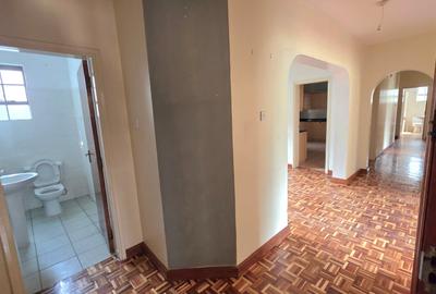 3 Bed Apartment with En Suite at Lavington - 2