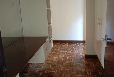 Commercial Property with Service Charge Included in Lavington