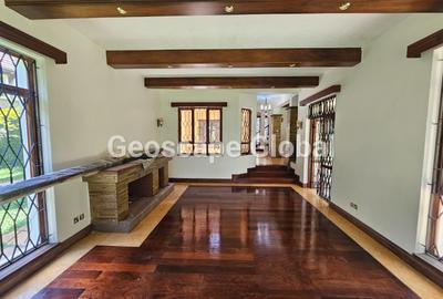 5 Bed House with En Suite in Runda - 4