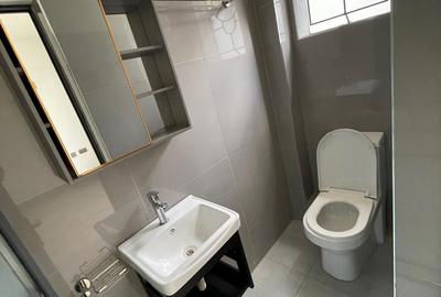 1 Bed Apartment with En Suite in Westlands Area - 4