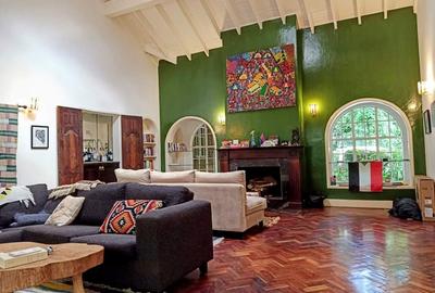 3 Bed House with En Suite at Kyuna - 3