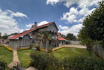 5 Bed House with En Suite in Karen - 3