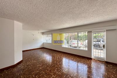 3 Bed Apartment in Brookside