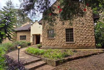 5 Bed Townhouse in Karen - 2