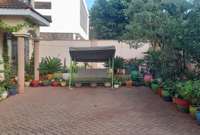 5 Bed Villa with En Suite at General Mathenge